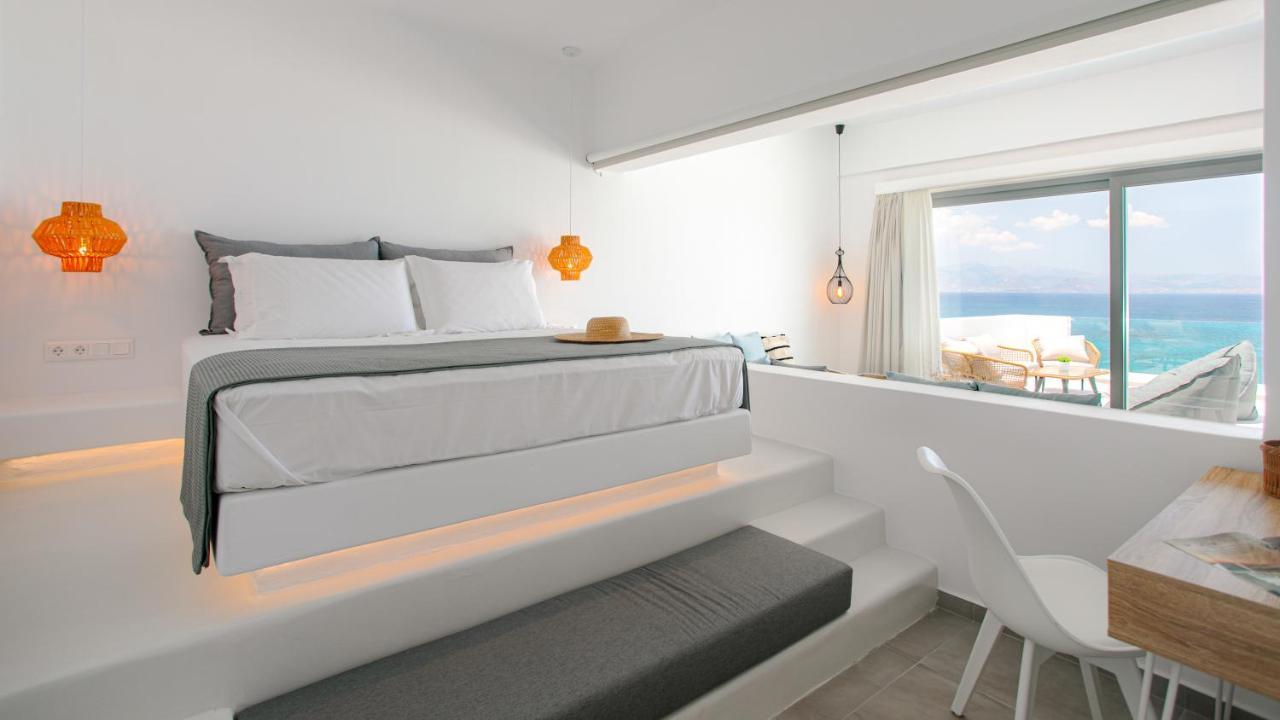 Seanfinity Beachfront Suites Mikri Vigla Ngoại thất bức ảnh