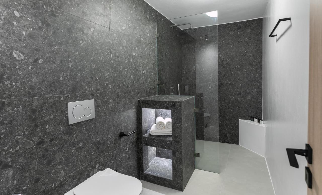 Seanfinity Beachfront Suites Mikri Vigla Ngoại thất bức ảnh