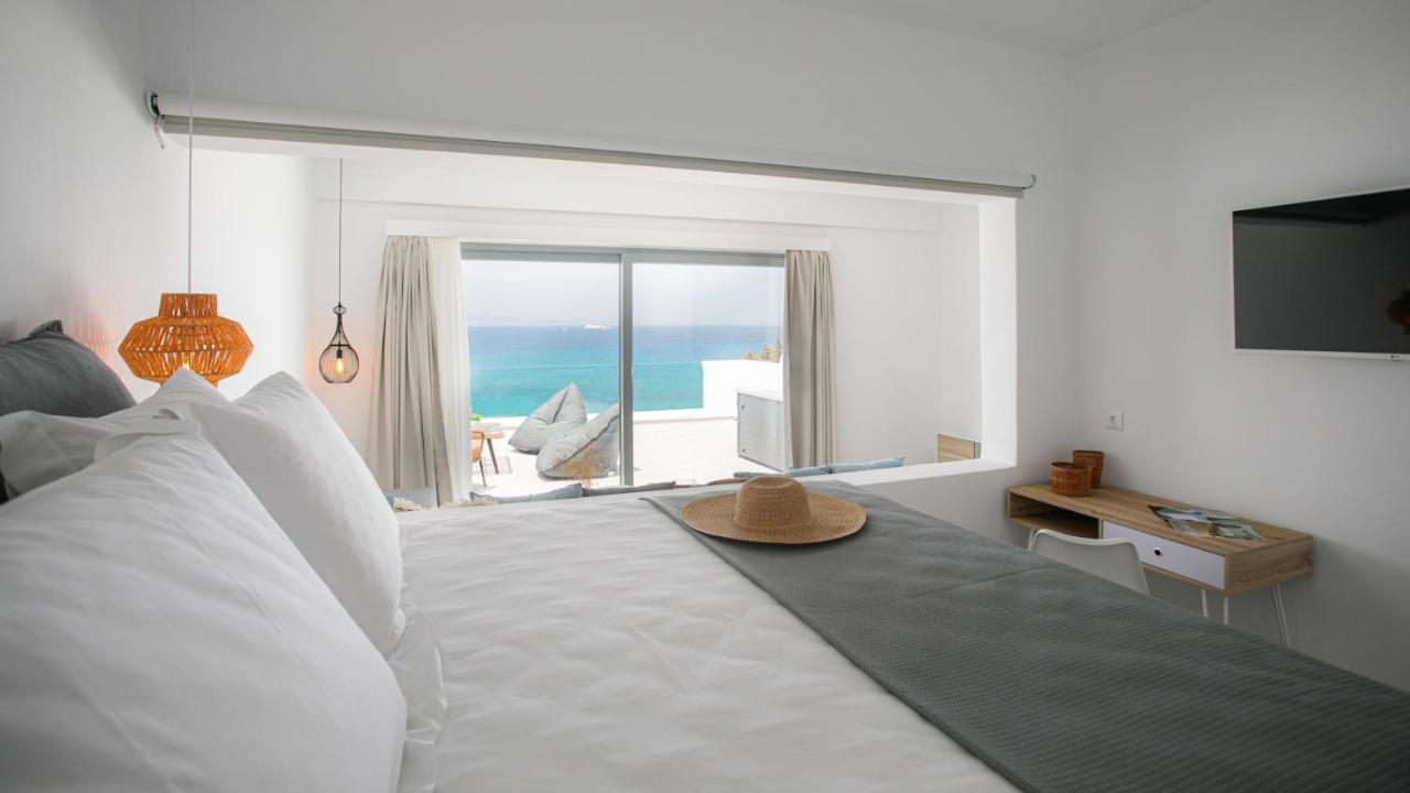 Seanfinity Beachfront Suites Mikri Vigla Ngoại thất bức ảnh