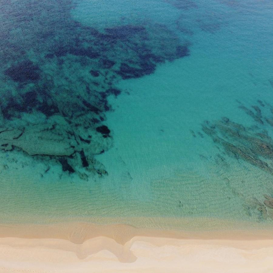 Seanfinity Beachfront Suites Mikri Vigla Ngoại thất bức ảnh