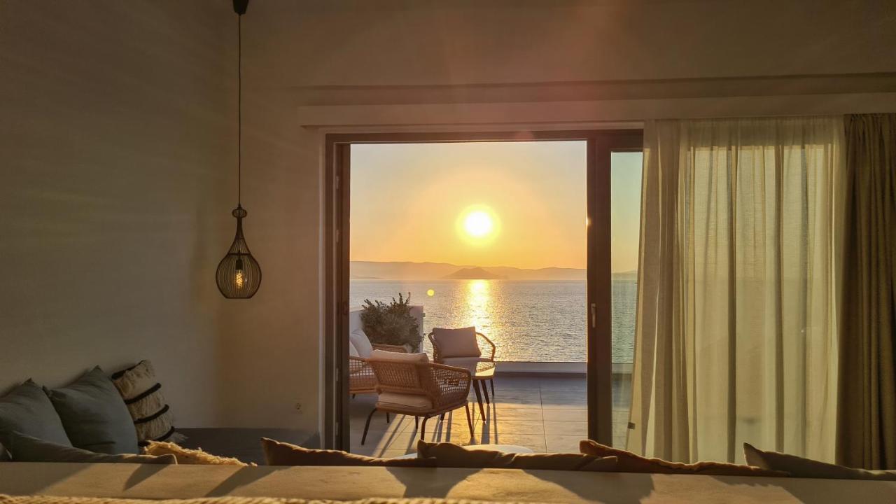 Seanfinity Beachfront Suites Mikri Vigla Ngoại thất bức ảnh